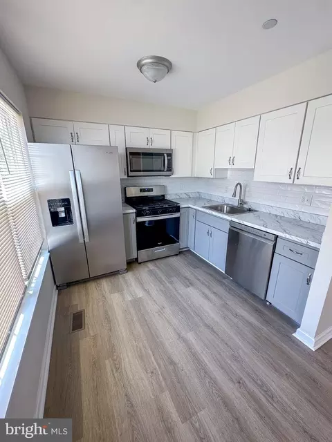 Kitchen - 605 Collett St, Baltimore, MD 21217 photo 1 of 3