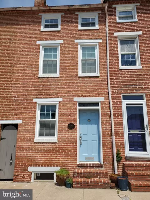 112 Hamburg St, Baltimore, MD 21230