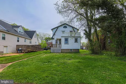 Exterior - 3916 W Strathmore Ave, Baltimore, MD 21215 photo 6 of 7