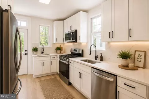 Kitchen - 3916 W Strathmore Ave, Baltimore, MD 21215 photo 1 of 1