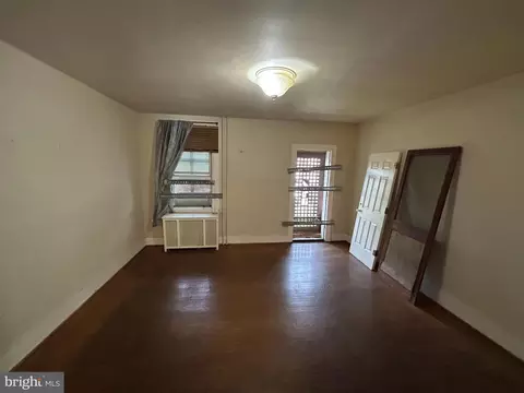 Bedroom - 3336 Chesterfield Ave, Baltimore, MD 21213 photo 1 of 5