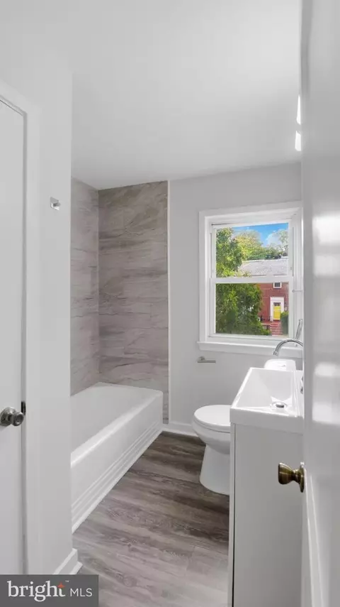 Bath - 3319 Leighton Ave, Baltimore, MD 21215 photo 1 of 3