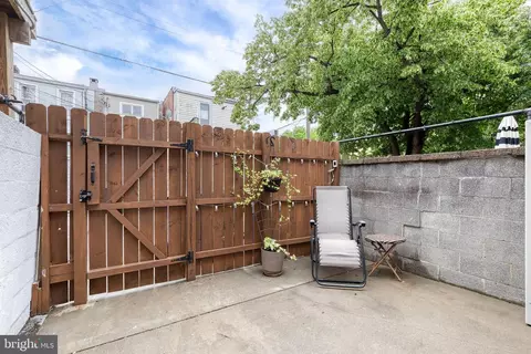 Exterior - 36 N Decker Ave, Baltimore, MD 21224 photo 2 of 4