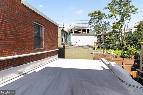 Exterior - 1305 Light St, Baltimore, MD 21230 photo 2 of 3