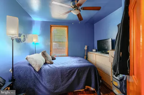 Bedroom - 4711 Schley Ave, Baltimore, MD 21206 photo 5 of 5