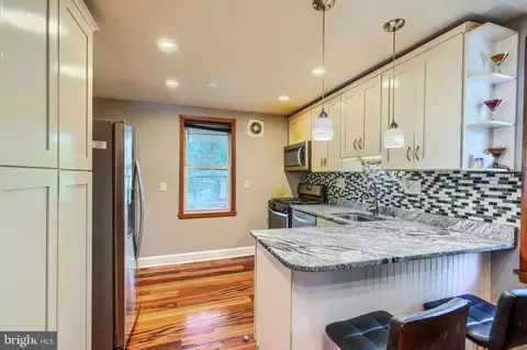 Kitchen - 4711 Schley Ave, Baltimore, MD 21206 photo 1 of 3