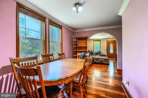 Dining - 4711 Schley Ave, Baltimore, MD 21206 photo 2 of 2