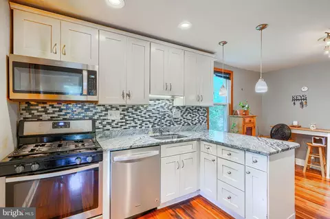 Kitchen - 4711 Schley Ave, Baltimore, MD 21206 photo 3 of 3