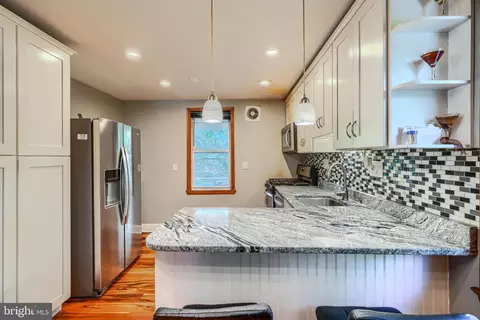 Kitchen - 4711 Schley Ave, Baltimore, MD 21206 photo 2 of 3