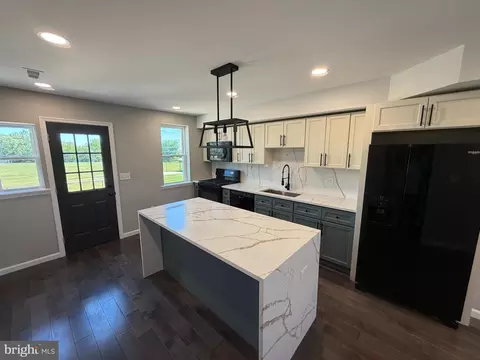 2145 Harman Ave, Baltimore, MD 21230