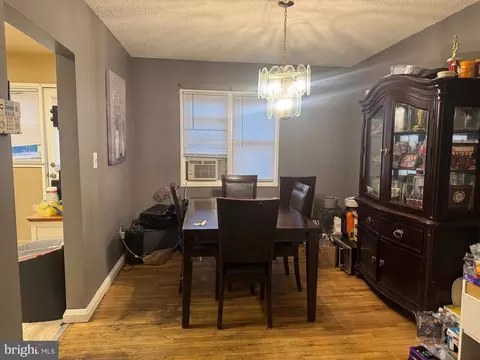 4719 Williston St, Baltimore, MD 21229 photo 2