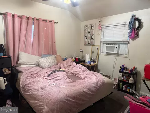 4719 Williston St, Baltimore, MD 21229 photo 5