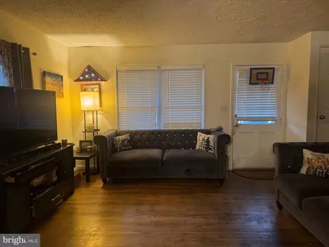 4719 Williston St, Baltimore, MD 21229