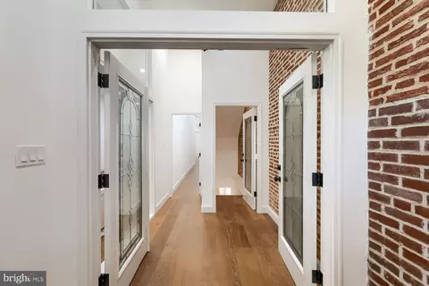 Entry Way - 1704 Madison Ave, Baltimore, MD 21217 photo 1 of 9