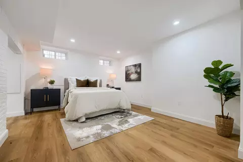 Bedroom - 1704 Madison Ave, Baltimore, MD 21217 photo 4 of 4