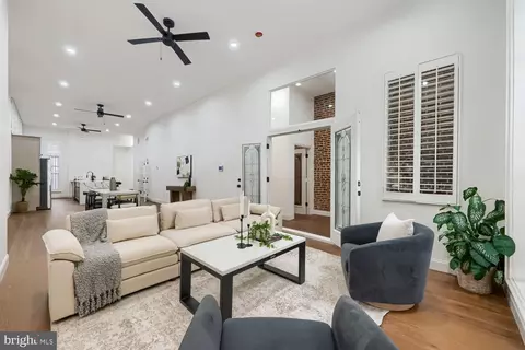 1704 Madison Ave, Baltimore, MD 21217