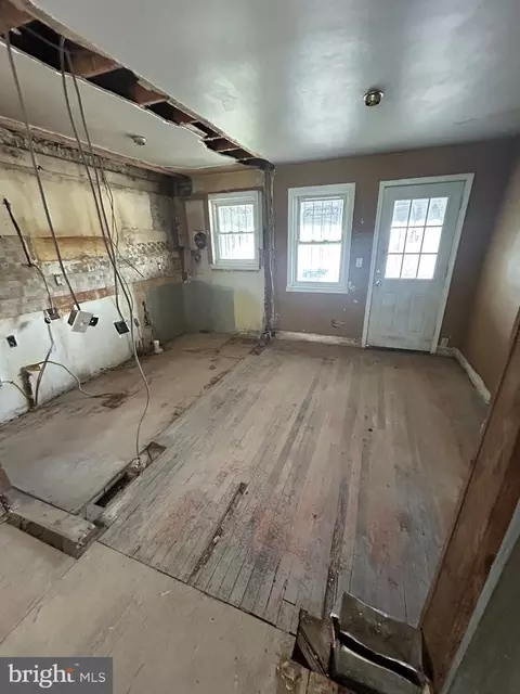 2565 Cecil Ave, Baltimore, MD 21218 photo 3