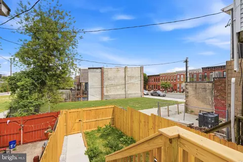 Exterior - 1307 N Broadway, Baltimore, MD 21213 photo 4 of 8