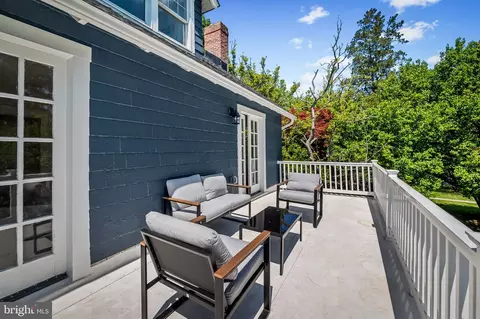 Exterior - 5724 Ridgedale Rd, Baltimore, MD 21209 photo 5 of 8