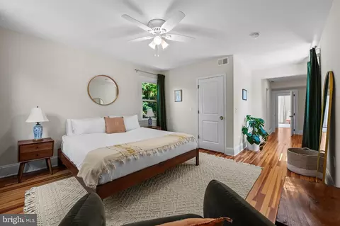 Bedroom - 5724 Ridgedale Rd, Baltimore, MD 21209 photo 9 of 10