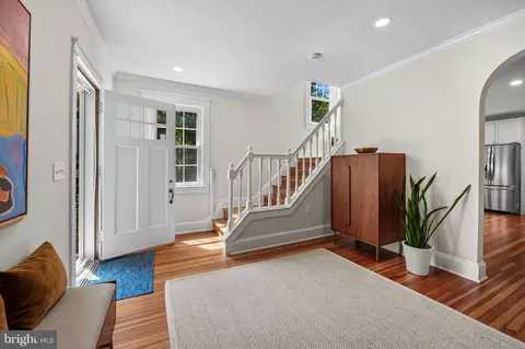 Entry Way - 5724 Ridgedale Rd, Baltimore, MD 21209 photo 1 of 7
