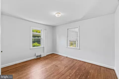 Bedroom - 5510 Greenfield Ave, Baltimore, MD 21206 photo 3 of 3