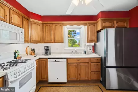 Kitchen - 5510 Greenfield Ave, Baltimore, MD 21206 photo 1 of 3