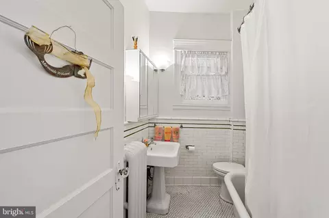Bath - 202 E 31st St, Baltimore, MD 21218 photo 1 of 1