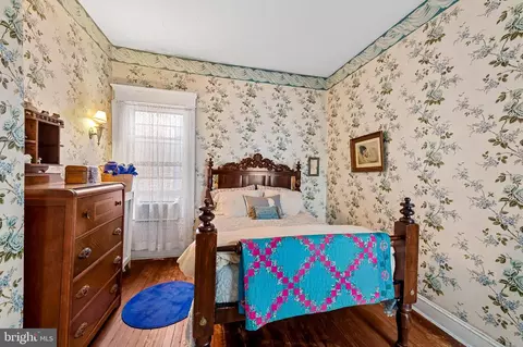 Bedroom - 202 E 31st St, Baltimore, MD 21218 photo 4 of 7