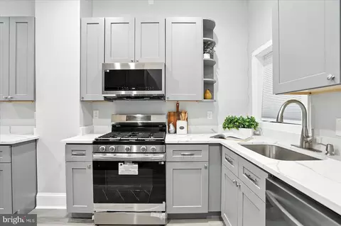 Kitchen - 1628 E Biddle St, Baltimore, MD 21213 photo 3 of 3