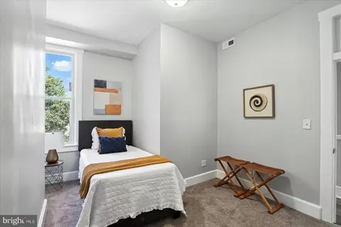 Bedroom - 1628 E Biddle St, Baltimore, MD 21213 photo 2 of 5