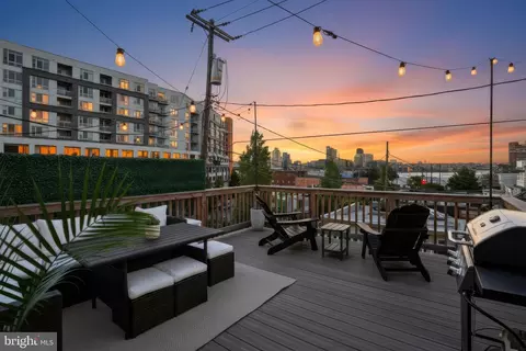 1024 E Fort Ave, Baltimore, MD 21230