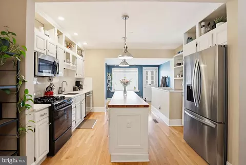 Kitchen - 1024 E Fort Ave, Baltimore, MD 21230 photo 1 of 4