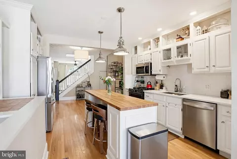 Kitchen - 1024 E Fort Ave, Baltimore, MD 21230 photo 4 of 4