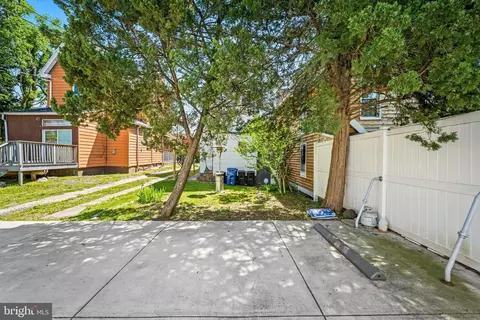 Exterior - 3630 Old York Rd, Baltimore, MD 21218 photo 6 of 8