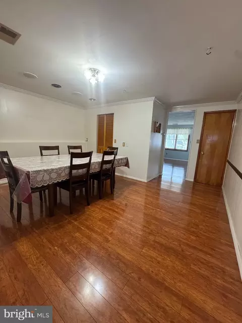 Dining - 3034 Lorena Ave, Baltimore, MD 21230 photo 1 of 4