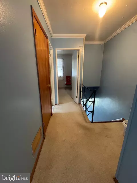 Entry Way - 3034 Lorena Ave, Baltimore, MD 21230 photo 3 of 5