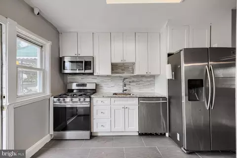1014 Lyndhurst St, Baltimore, MD 21229