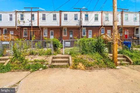 Exterior - 2613 Beryl Ave, Baltimore, MD 21205 photo 2 of 4