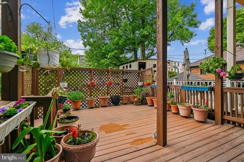 Exterior - 2444 Eutaw Pl, Baltimore, MD 21217 photo 6 of 11