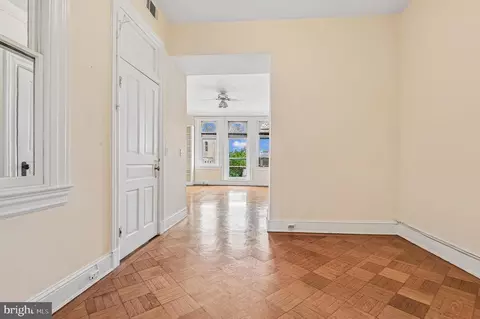 Entry Way - 2444 Eutaw Pl, Baltimore, MD 21217 photo 9 of 10