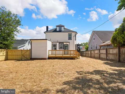 Exterior - 4514 Mainfield Ave, Baltimore, MD 21214 photo 10 of 11