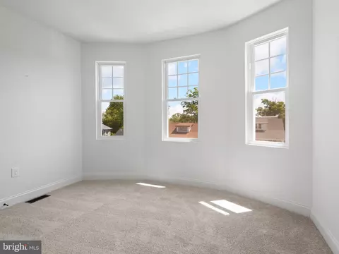 Bedroom - 4514 Mainfield Ave, Baltimore, MD 21214 photo 7 of 8