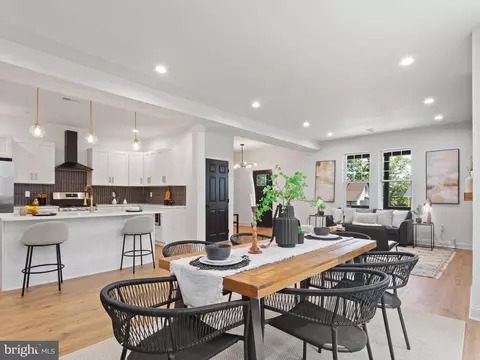 Dining - 4514 Mainfield Ave, Baltimore, MD 21214 photo 2 of 2