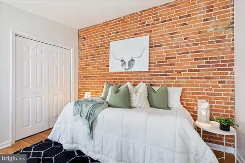 Bedroom - 1119 Battery Ave, Baltimore, MD 21230 photo 6 of 7