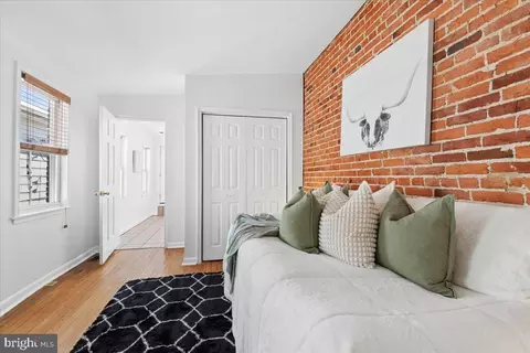 Bedroom - 1119 Battery Ave, Baltimore, MD 21230 photo 5 of 7