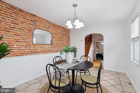 Dining - 1119 Battery Ave, Baltimore, MD 21230 photo 5 of 5