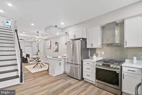 Entry Way - 313 Stricker St, Baltimore, MD 21223 photo 6 of 15