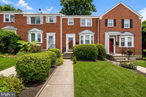 Exterior - 920 E Lake Ave, Baltimore, MD 21212 photo 1 of 5