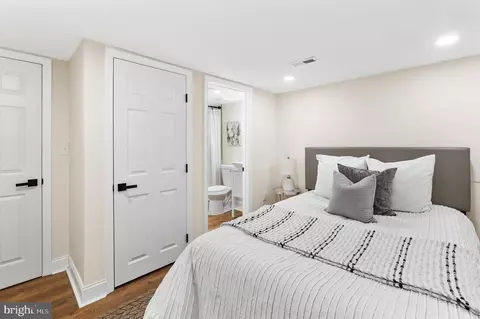 Bedroom - 323 S Stricker St, Baltimore, MD 21223 photo 5 of 9